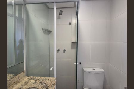 Apartamento à venda com 95m², 3 quartos e 2 vagasBanheiro social