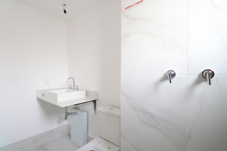 Apartamento à venda com 70m², 2 quartos e 1 vagaBanheiro da Suíte