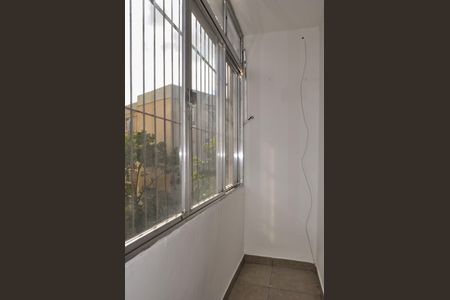 Apartamento à venda com 81m², 2 quartos e sem vaga Apartamento à venda com 81m², 2 quartos e sem vagaVaranda Sala