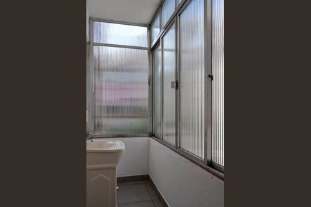 Apartamento à venda com 81m², 2 quartos e sem vaga Apartamento à venda com 81m², 2 quartos e sem vagaÁrea de Serviço