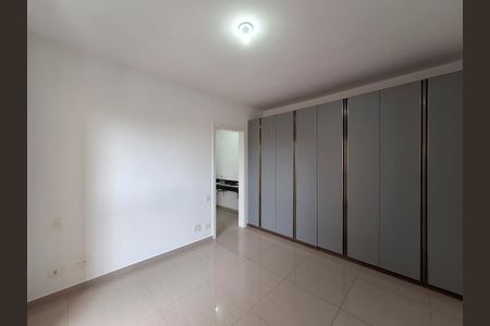 Apartamento para alugar com 120m², 3 quartos e 3 vagasQuarto 3