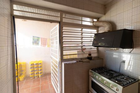 Casa à venda com 237m², 3 quartos e 4 vagas Casa à venda com 237m², 3 quartos e 4 vagasCozinha