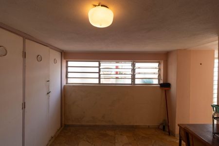 Casa à venda com 237m², 3 quartos e 4 vagas Casa à venda com 237m², 3 quartos e 4 vagasQuarto de Serviço