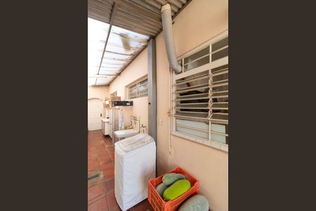 Casa à venda com 237m², 3 quartos e 4 vagas Casa à venda com 237m², 3 quartos e 4 vagasÁrea de Serviço