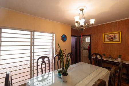 Casa à venda com 237m², 3 quartos e 4 vagas Casa à venda com 237m², 3 quartos e 4 vagasSala de Jantar