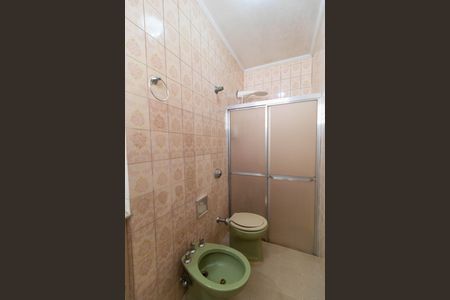 Casa à venda com 237m², 3 quartos e 4 vagas Casa à venda com 237m², 3 quartos e 4 vagasBanheiro da Suíte