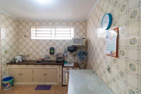 Casa à venda com 237m², 3 quartos e 4 vagas Casa à venda com 237m², 3 quartos e 4 vagasCozinha