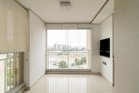 Apartamento à venda com 66m², 2 quartos e 1 vaga Apartamento à venda com 66m², 2 quartos e 1 vagaVaranda