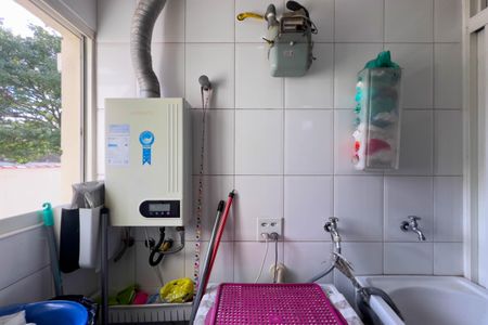 Apartamento para alugar com 68m², 2 quartos e 1 vagaÁrea de serviço