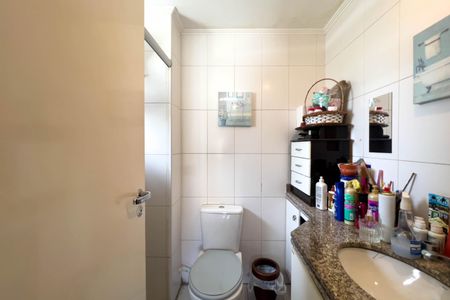 Apartamento para alugar com 68m², 2 quartos e 1 vagaBanheiro do quarto 1