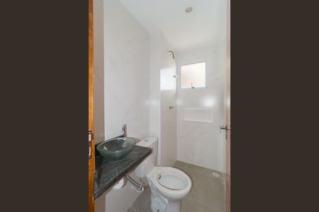 Apartamento à venda com 34m², 2 quartos e sem vaga Apartamento à venda com 34m², 2 quartos e sem vagaBanheiro