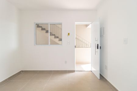 Apartamento à venda com 34m², 2 quartos e sem vaga Apartamento à venda com 34m², 2 quartos e sem vagaSala