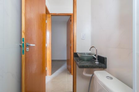 Apartamento à venda com 34m², 2 quartos e sem vaga Apartamento à venda com 34m², 2 quartos e sem vagaBanheiro