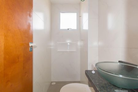 Apartamento à venda com 34m², 2 quartos e sem vaga Apartamento à venda com 34m², 2 quartos e sem vagaBanheiro