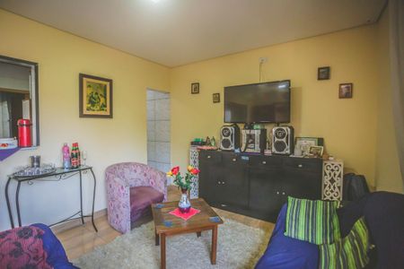 Casa à venda com 60m², 1 quarto e sem vaga Casa à venda com 60m², 1 quarto e sem vagaSala