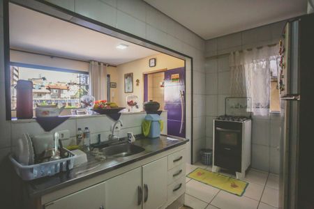 Casa à venda com 60m², 1 quarto e sem vaga Casa à venda com 60m², 1 quarto e sem vagaCozinha