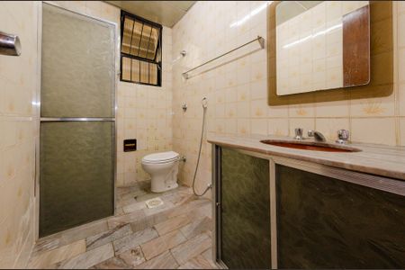 Apartamento à venda com 125m², 3 quartos e 1 vaga Apartamento à venda com 125m², 3 quartos e 1 vagaBanheiro