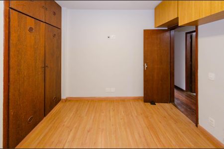 Apartamento à venda com 125m², 3 quartos e 1 vaga Apartamento à venda com 125m², 3 quartos e 1 vagaQuarto 2