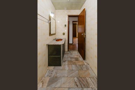 Apartamento à venda com 125m², 3 quartos e 1 vaga Apartamento à venda com 125m², 3 quartos e 1 vagaBanheiro