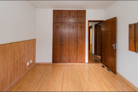 Apartamento à venda com 125m², 3 quartos e 1 vaga Apartamento à venda com 125m², 3 quartos e 1 vagaSuíte