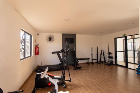 Apartamento para alugar com 46m², 2 quartos e 1 vaga Apartamento para alugar com 46m², 2 quartos e 1 vagaÁrea comum - Academia