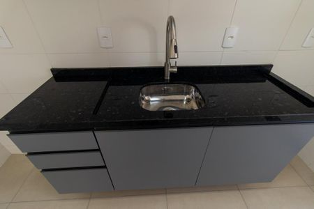 Apartamento para alugar com 46m², 2 quartos e 1 vaga Apartamento para alugar com 46m², 2 quartos e 1 vagaCozinha e Área de Serviço