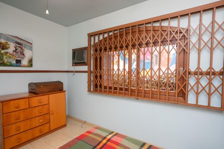 Casa à venda com 280m², 3 quartos e 2 vagasQuarto 2