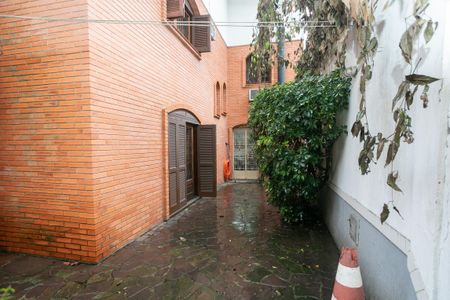 Casa à venda com 280m², 3 quartos e 2 vagasÁrea Privativa