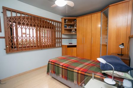 Casa à venda com 280m², 3 quartos e 2 vagasQuarto 2