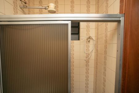 Casa à venda com 280m², 3 quartos e 2 vagasBanheiro de Serviço