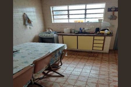 Casa à venda com 72m², 2 quartos e 2 vagasFoto 06