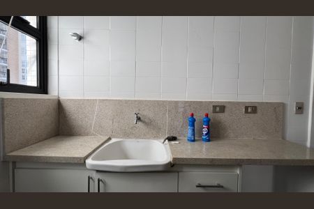 Apartamento à venda com 279m², 4 quartos e 4 vagasÁrea de Serviço