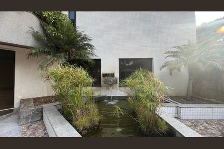 Apartamento à venda com 279m², 4 quartos e 4 vagasEntrada