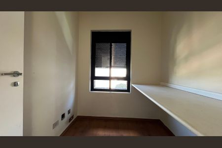 Apartamento à venda com 279m², 4 quartos e 4 vagasQuarto de Serviço