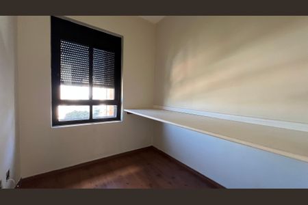 Apartamento à venda com 279m², 4 quartos e 4 vagasQuarto de Serviço