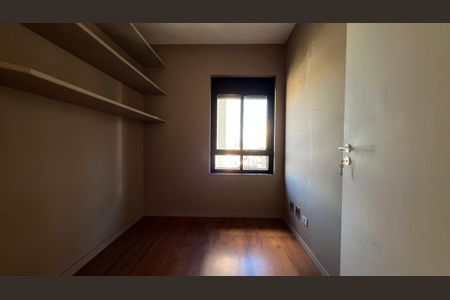 Apartamento à venda com 279m², 4 quartos e 4 vagasQuarto de Serviço