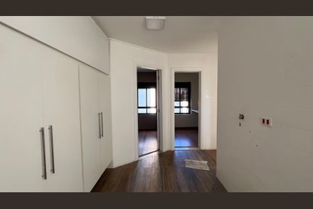 Apartamento à venda com 279m², 4 quartos e 4 vagasÁrea de Serviço