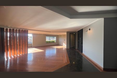 Apartamento à venda com 279m², 4 quartos e 4 vagasSala 