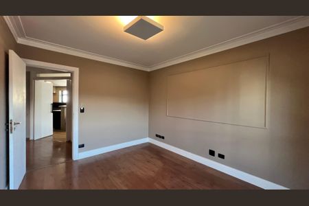 Apartamento à venda com 279m², 4 quartos e 4 vagasQuarto