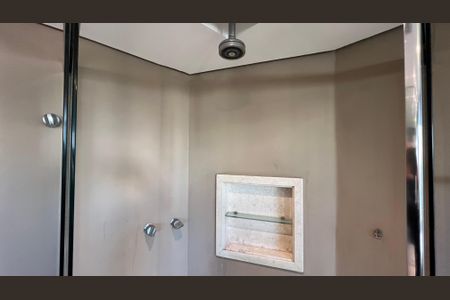 Apartamento à venda com 279m², 4 quartos e 4 vagasBanheiro da Suíte 3