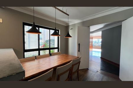 Apartamento à venda com 279m², 4 quartos e 4 vagasCopa