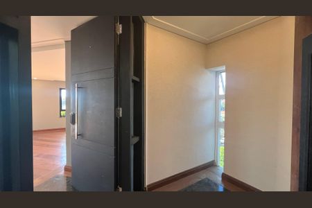 Apartamento à venda com 279m², 4 quartos e 4 vagasHall