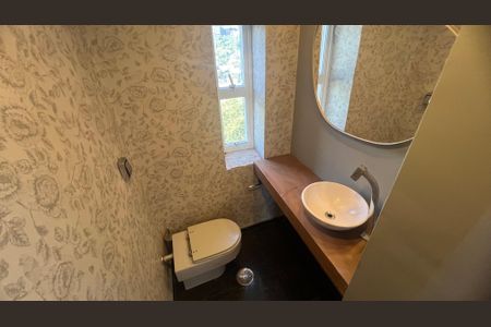 Apartamento à venda com 279m², 4 quartos e 4 vagasLavabo