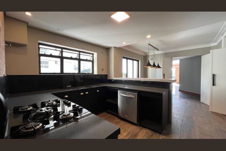 Apartamento à venda com 279m², 4 quartos e 4 vagasCozinha