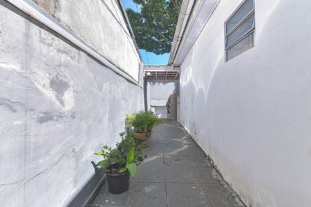 Casa para alugar com 50m², 1 quarto e sem vaga Casa para alugar com 50m², 1 quarto e sem vagaCorredor