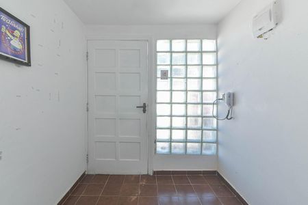 Sala de casa para alugar com 1 quarto, 50m² em Jardim Aeroporto, São Paulo