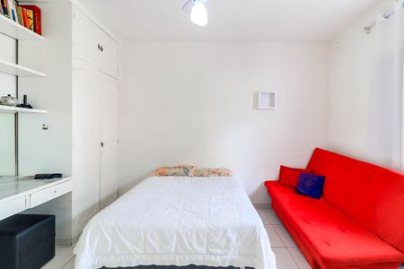 Quarto de casa para alugar com 1 quarto, 50m² em Jardim Aeroporto, São Paulo