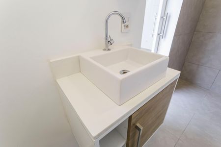 Casa à venda com 180m², 4 quartos e 1 vagaBanheiro da Suíte 2