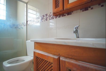 Apartamento à venda com 77m², 2 quartos e sem vagaBanheiro Corredor