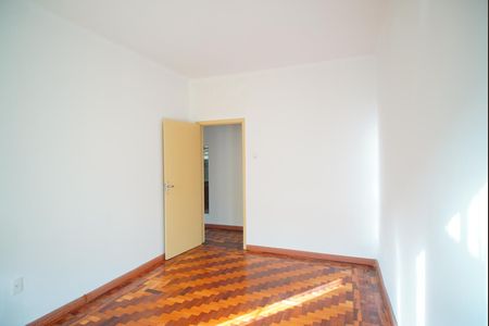 Apartamento à venda com 77m², 2 quartos e sem vagaQuarto 2